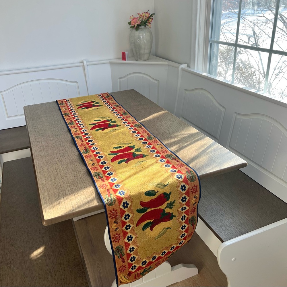 🌶️ Chili Peppers Mexican Maracas Print Fabric Table Runner